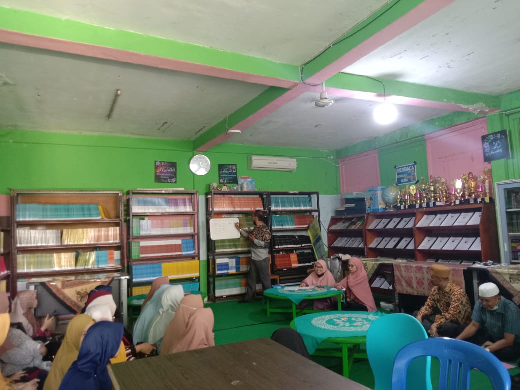 Rapat Wali Kelas, Kamad MA Al-Ittifaqiah Indralaya Himbau Guru Monitoring Keaktifan Siswa